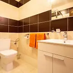 Adam Apartmán *
