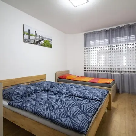 Adam Veľký Slavkov